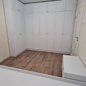 Полные комплекты в спальной комнате