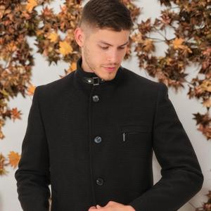 Dewberry — современный модный бренд, сочетающий классические и повседневные дизайны. Мы предлагаем высококачественные изделия — блейзеры, пальто, куртки, футболки и рубашки для стильных клиентов.