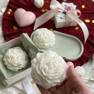 Свеча «Пион» из соевого воска. Можно добавить аромат.