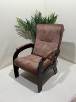 Кресло со спинкой и подлокотниками для отдыха коричневое Skreslootdyhkorchern