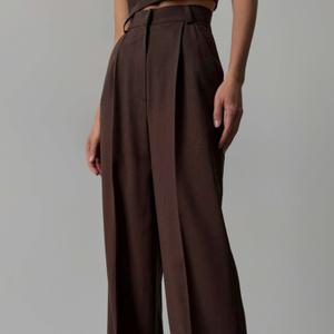 Женские брюки-палаццо (пошив под заказ)




Отшиваем актуальные брюки-палаццо как на фото. Модель с высокой посадкой и защипами — хорошо продается в рознице.
Описание;
Свободный крой
Высокая посадка
Защиты с переди
Пояс со шлейками
Длина в пол


Описание:
• Свободный крой (палаццо)
• Высокая посадка




Женские брюки-палаццо (пошив под заказ)


Отшиваем актуальные брюки-палаццо как на фото. Модель с высокой посадкой и защипами — хорошо продается в рознице.




Описание:
• Свободный крой (палаццо)
• Высокая посадка
• Защипы спереди
• Пояс со шлевками
• Длина в пол