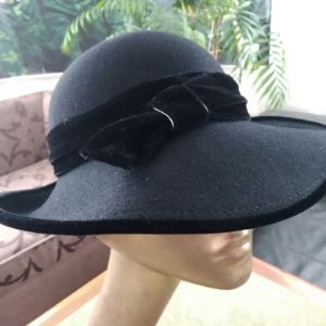 Артикул: А-75
Размер: 54 (8шт.), 55 (10шт.).
Цвет: черный.
Стоимость: 300р.