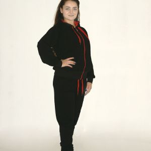Спортивный, женский костюм 2-ка с юбкой.
Ткань футер 2-х нитка производства Турция. 95 % хлопок 5% лайкра.
доступные размеры 42-50.