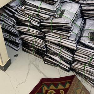 Отправка 
Белые рубашки на ВБ