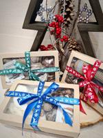 Набор лакомств с игрушкой