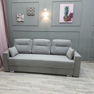 Общий габарит: ширина/высота/глубина : 2300*1020*1000 мм.
Спальное место: 1950*1450 мм.
Высота посадочного места: 460 мм.
Глубина посадочного места: 800 мм.
Ширина подлокотников: 170 мм.
НАПОЛНЕНИЕ ДИВАНА:
Трансформация евро книжка.
Независимый пружинный блок для повседневного сна.
Железный механизм трансформации «пантограф».
Ламинированные короба для белья с вентиляцией.
Категории ткани:
Ткань 1 категория стоимостью 350 руб.
Ткань 2 категория стоимостью 500 руб.
Ткань 3 категория стоимостью 900 руб.
ВОЗМОЖНОСТИ ИЗМЕНЕНИЯ ДИВАНА:
Поставить наполнение ФППУ. более износостойки до 12 лет
Поставить подлокотники от других диванов.
Сделать подлокотники с накладками.
Сделать полку в подлокотниках.
Сделать открывающиеся подлокотники.
Возможно изменить габариты дивана (длину, высоту, ширину).
________________
Сертификаты ЕАС
100 % гарантия качества.
Рассрочка без процентная.
Гарантия 18 месяцев.
Срок службы 10 лет.
ДОСТАВКА В ЛЮБОЙ РЕГИОН РФ