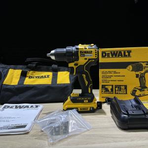 Комплект Дрель-шуруповерта Dewalt DCD793D1