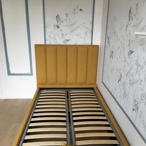 кровать детская.