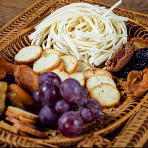 Сыр Чечил, Цена: 650р за 1 кг