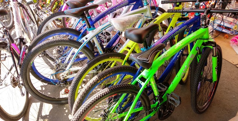 Велосипеды майкоп. Велосипед поставка. Мир велосипедов. Велосипеды в Майкопе. Горячеводск мир велосипеды.