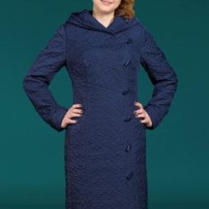 №203. Пальто женское прилегающего силуэта из плащевой стеганой ткани. Длина рукава регулируется.             