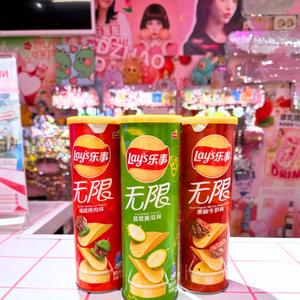 Чипсы Lay’s — хрустящие, ароматные и всегда свежие. Классические вкусы и яркие новинки в удобных банках и пакетах.
Оптом от 149 рублей.