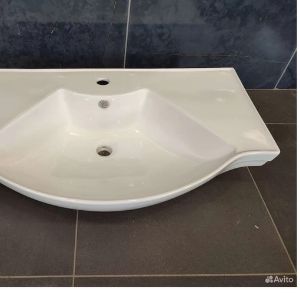 Керамическая накладная раковина в ванную арт 6
Размеры 460х805х150
Цена: 2000