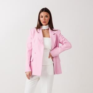 Жакет:  
свободный силуэт,  
на подкладке,  
рукав втачной, двухшовный, 
застёжка петли-пуговицы, 
двубортный,
карманы по переду с клапаном, 
воротник пиджачного типа.
Размерный ряд от 42 до 52