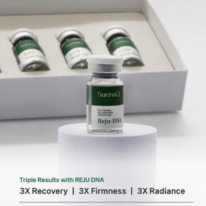 SUERAQ Reju-DNA

Высококонцентрированный PDRN 5 000 ppm для регенерации и восстановления кожи

Reju-DNA — это регенерирующий скинбустер на основе PDRN высокой концентрации, направленный на восстановление структуры кожи на уровне эпидермиса, дермы и внеклеточного матрикса (ECM).

Формула работает по трёхэтапному механизму:

Активация клеточной регенерации

Усиление эластичности

Восстановление структуры кожи

Дополнительно содержит растворимый коллаген и гиалуроновую кислоту, что усиливает восстановительный эффект.

Преимущества:

ускоряет восстановление после нитей, лазера, MTS

уменьшает покраснение и раздражение

повышает плотность кожи

улучшает тургор и сияние

Объем: 5 мл × 5 флаконов
Текстура: лёгкий прозрачный раствор