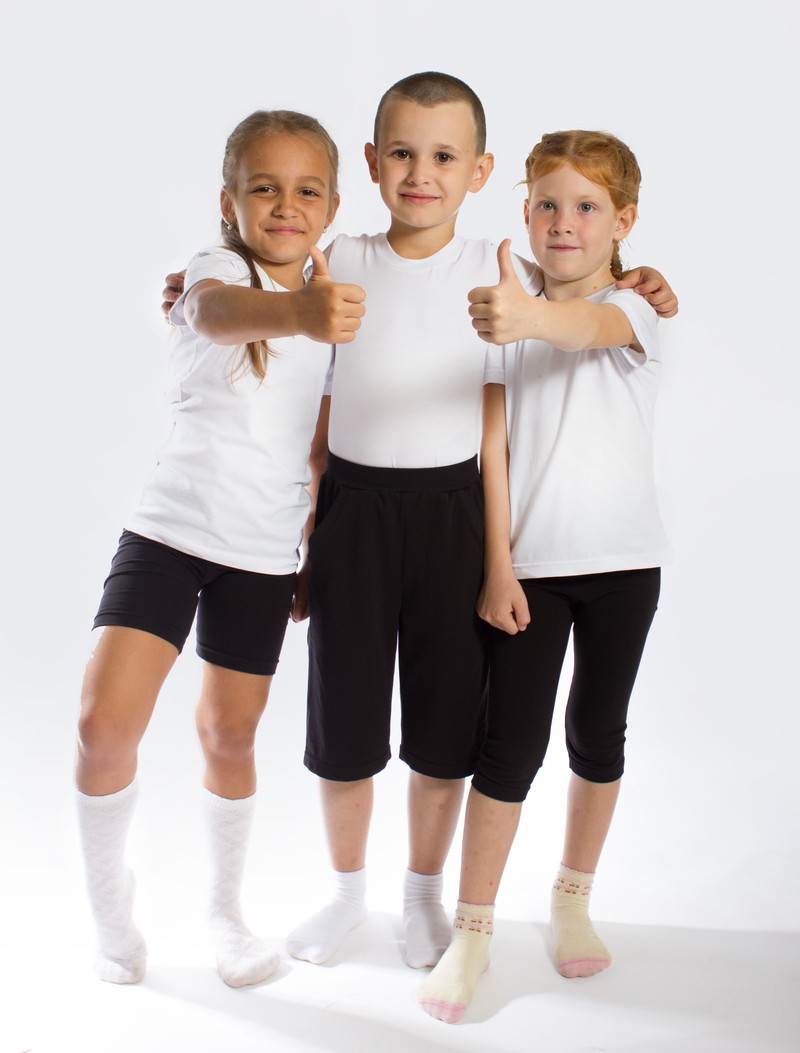 Дети в белой одежде