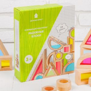 Конструктор Радужные блоки. 24 детали. Вставки - ударопрочный акрил. Детали 4 цветов, 6 разных геометрических форм. Материал корпуса - бук. 3+
Вес 1 кг.