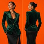 Изумрудный Роскошный Блейзер из Эластичного Бархата (Из серии "Бархатные ткани")