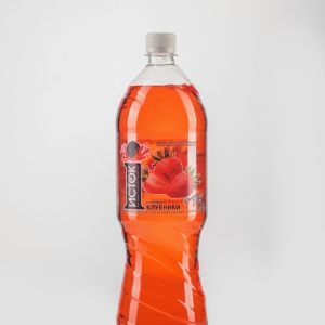 Напиток PREMIUM КЛУБНИКА   1,5 л / 6