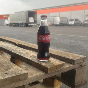 Coca-cola  0,25 стекло Ирак - 40,2 руб/шт
Coca-cola  0,33 стекло ЧЗ  - 37,4 руб/шт
Coca-cola  0,33 стекло GR стикер ЧЗ  - 37,4 руб/шт
Coca-cola  0,33 стекло Зеро GR  ЧЗ - 51 руб/шт
