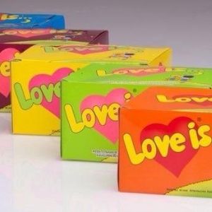 Love is. Легендарная жевательная резинка 90х. И другие товары из 90х