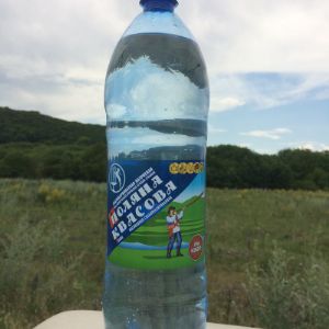 Вода минеральная лечебно-столовая &#34;Наша Поляна Квасова&#34;. 1,5 литра