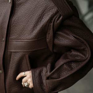 Куртка оверсайз из натуральной кожи джумбо