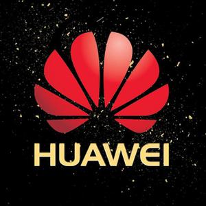 Какие есть особенности у смартфонов Huawei:

Качественные камеры. Бренд предлагает камеры с высоким разрешением, системы оптической стабилизации изображения и разнообразные режимы съёмки. 
Большие и качественные дисплеи. Большинство моделей обладает яркими дисплеями с высоким разрешением, что обеспечивает отличное воспроизведение цветов и детализацию. 
Мощные процессоры и оперативная память. Это обеспечивает плавную и быструю работу устройства. 
Продолжительное время работы аккумулятора. Смартфоны Huawei оснащены аккумуляторами с большой ёмкостью, что обеспечивает длительное время автономной работы. 
Сверхбыстрая зарядка. Зарядное устройство HUAWEI SuperCharge Turbo 100 Вт позволяет зарядить смартфон полностью всего за 20 минут при выключенном экране или на 50% всего за 15 минут при включённом экране. 
Функция «Супер-устройство». Позволяет объединить разные устройства Huawei в единое рабочее пространство. Смартфон сопрягается с другими гаджетами, такими как планшеты, ноутбуки и умные часы, и становится для них центром управления.