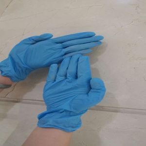 одноразовые нитриловые перчатки
