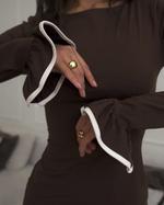 Платье рюши, коричневый