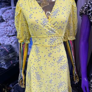 Лимонное платье