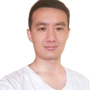 Хуан Чжи - директор компании в Китае