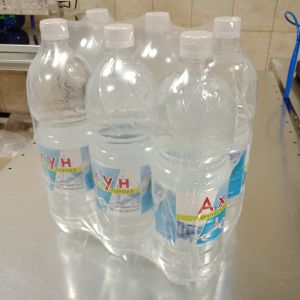 Вода питьевая первой категории 1,5 литра, упаковка по 6 шт.
