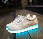 Sneakersled — светящиеся кроссовки или LED-кроссовки