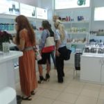 Торговое оборудование для магазина косметики и парфюмерии