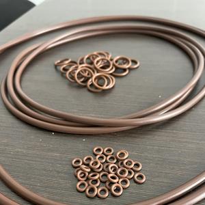 Кольца из фторкаучуковой резины 6 группы уплотнительные ГОСТ 9833-) круглого сечения для гидравлических, топливных, смазочных и пневматических устройств. Работоспособны при t° от -40°С до +200°С и скорости перемещения до 0.5 м/с в различных средах
