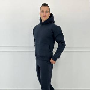 Брючный спортивный костюм с капюшоном  в черном оттенке