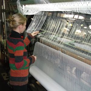 Производство полиэфирной москитной сетки