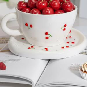 Чайная пара вишенки