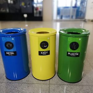recycle dust bin 3 containers (buckets) for sorting .