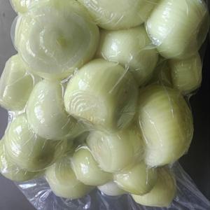 Лук свежий очищенный вакуумированный