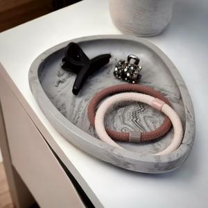 Тарелка декоративная для украшений и всякой мелочи