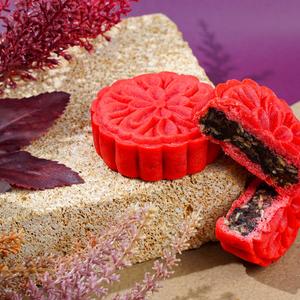 Китайский лунный пряник чернослив