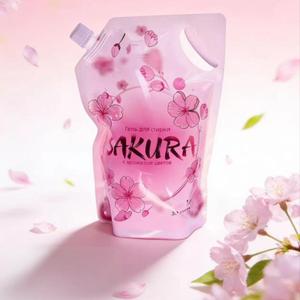 Пропитан аромат цветков и вишни