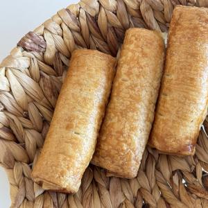 Сосиска в тесте . Масса - 110 г