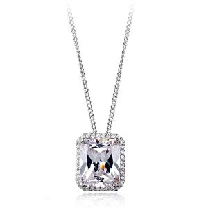 Подвеска Swarovski. Здесь не весь ассортимент товара. Полный перечень каталога Вы можете увидеть на нашем сайте www.delastella.ru