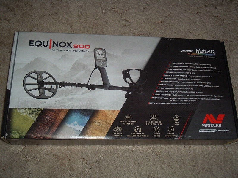 Minelab Equinox 900 Metal Detector – Multi-IQ, Waterproof, Wireless Headphones Included
