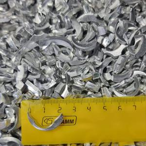 Первичный алюминиевый сплав А7 в форме полосы, фракции, гранул (до 300 тонн в месяц):
Сырье- расплавленная масса алюминий А8+титан+бор, производства Русал, Иркутский алюминиевый завод. 
Содержание 99,7-99,8% первичного алюминий в нашем продукте, с повышенным содержанием титана, что придает нашей продукции особую прочность.