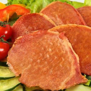 Чипсы из мяса свинины. Мясные чипсы из свинины. Очень аппетитные и вкусные. Содержат в себе все полезные и питательные свойства.
