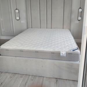 стеновая панель .нестандарт. Кровать и матрас  тоже наше производство